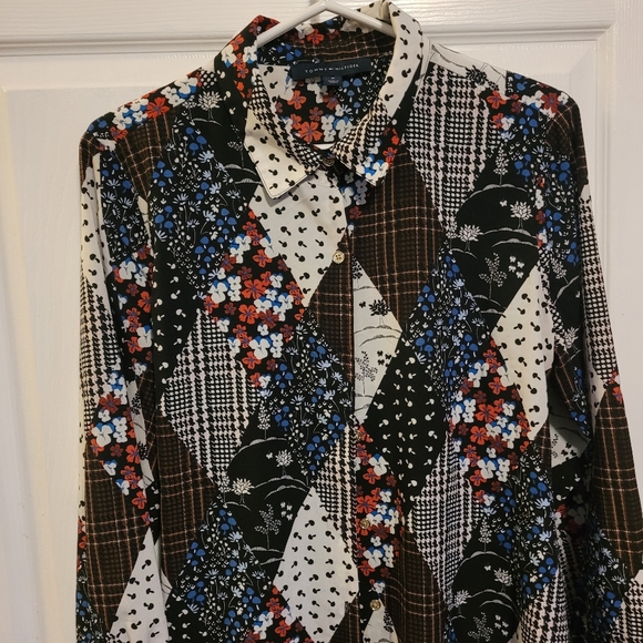 Tommy Hilfiger button up patchwork shirt size M - Picture 2 of 14